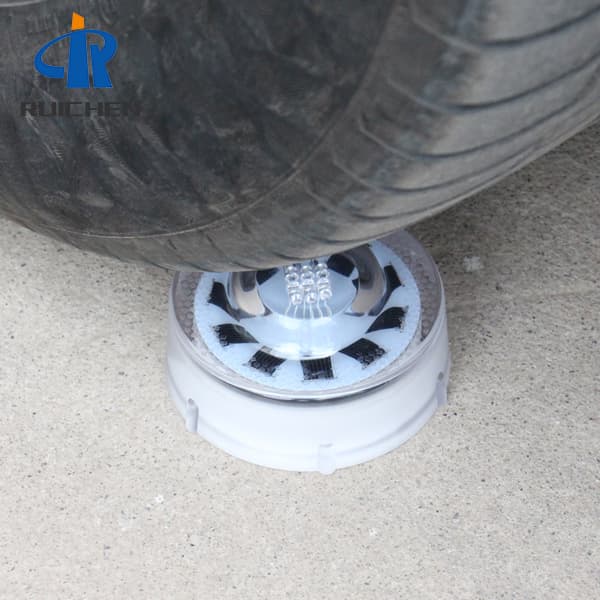 Waterproof Road Stud On Motorway Factory In China